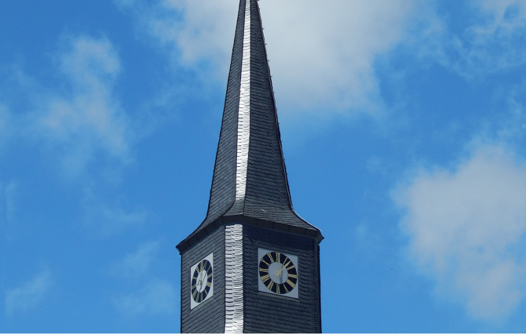 Altlayer Schiefer evangelische Kirche Flomborn