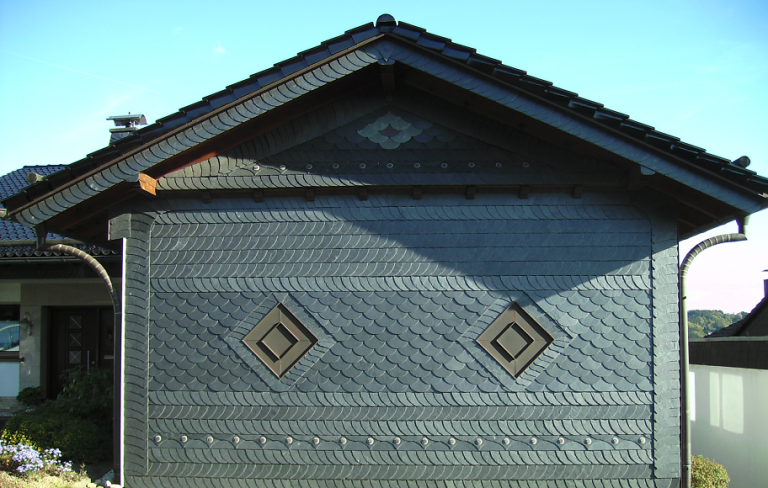 Dekorative Deckung Front