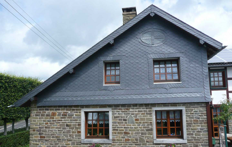 Dekorative Deckung Giebel