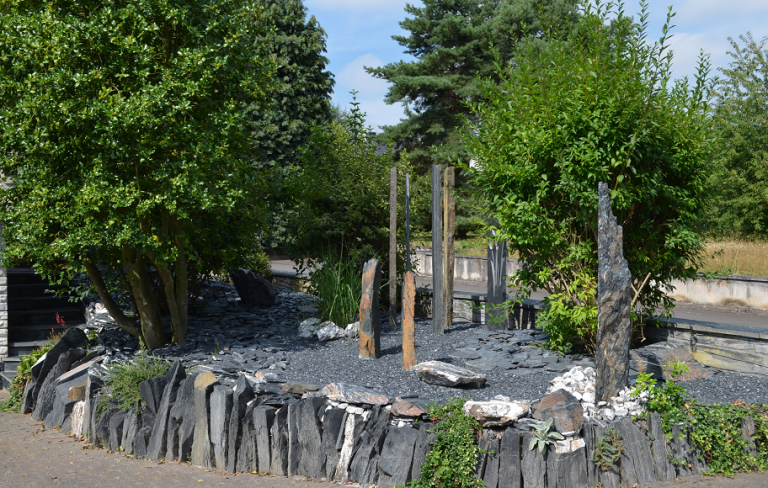 Monolithen Assulo Schiefer