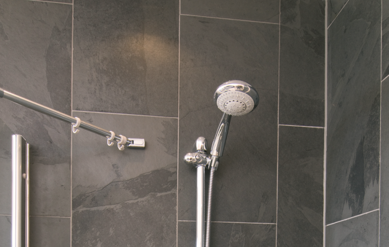 Duschwand negra mustrang