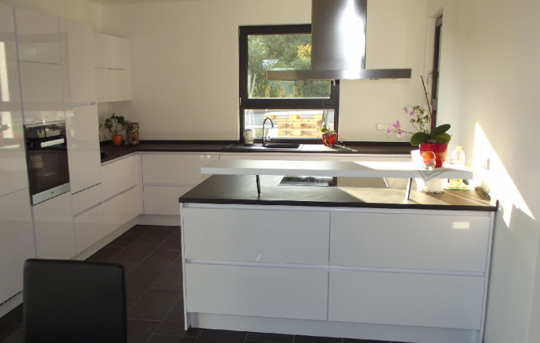 Küche Arbeitsplatte und Boden